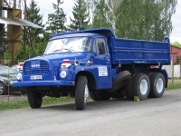 TATRA 148